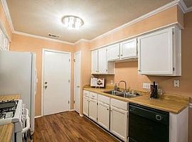 12100 Swallow Dr, Austin, Rent 750 Deposit 750 Total 1500 in Austin, TX (Photo 7 of 7)