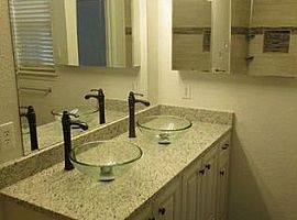 9108 Swanson Ln, Austin,  Rent 650 Deposit 650 Total 1300 in Austin, TX (Photo 6 of 8)