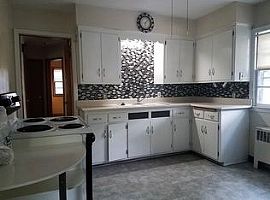 4197 S 68th St, Greenfield, Wi 53220 in Greenfield, WI (Photo 4 of 7)