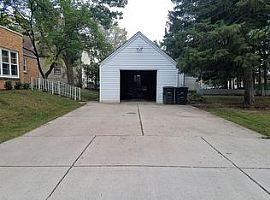 4197 S 68th St, Greenfield, Wi 53220 in Greenfield, WI (Photo 6 of 7)