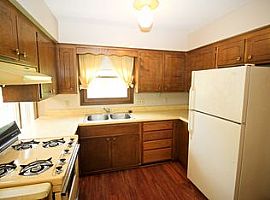 1001 Friar Ln, Madison, Wi 53711 in Madison, WI (Photo 3 of 9)