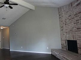 4706 Glendower Dr, Spring Rent 650 Deposit 650 Total 1300 in Spring, TX (Photo 3 of 7)