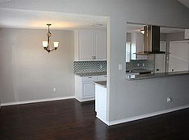 4706 Glendower Dr, Spring Rent 650 Deposit 650 Total 1300 in Spring, TX (Photo 4 of 7)