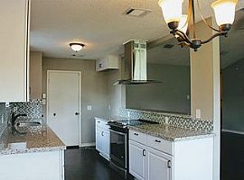 4706 Glendower Dr, Spring Rent 650 Deposit 650 Total 1300 in Spring, TX (Photo 6 of 7)