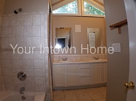 A 3 Bedroom Home in Atlanta, GA (Photo 12 of 12)