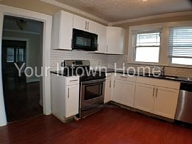 A 3 Bedroom Home in Atlanta, GA (Photo 4 of 12)