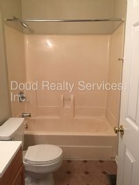 A 3 Bedroom Home in Hampton, VA (Photo 11 of 12)