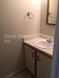 A 3 Bedroom Home in Hampton, VA (Photo 2 of 12)