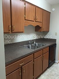 A 3 Bedroom Home in Hampton, VA (Photo 7 of 12)