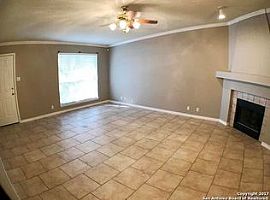  11322 Woodridge Path, San Antonio, Tx 78249 3 Beds 2 Baths 1,8 in San Antonio, TX (Photo 3 of 4)