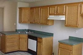  3908 Hillcross Dr, Louisville, Ky 40229 3 Beds 2 Baths 1,074 S in Louisville, KY (Photo 5 of 5)