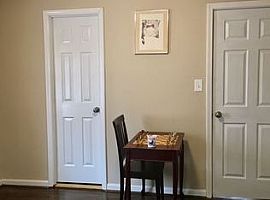  617 E Cabarrus St, Raleigh, Nc 27601 3 Beds 2 Baths 800 Sqft in Raleigh, NC (Photo 4 of 4)