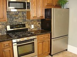  1921 Thomas Ave, Charlotte, Nc 28205 4 Beds 2.5 Baths 2,233 Sq in Charlotte, NC (Photo 2 of 4)