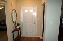  524 Hogart St, Raeford, Nc 28376 3 Beds 2 Baths 1,550 Sqft in Raeford, NC (Photo 2 of 4)