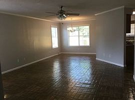 966 Pinemont Dr, Mobile, Al 36609 in Mobile, AL (Photo 6 of 9)