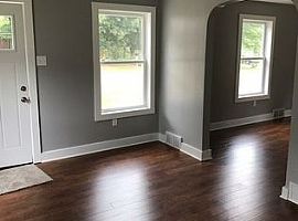  606 Hall Ave, Aliquippa, Pa 15001 3 Beds 1 Bath in Aliquippa, PA (Photo 2 of 4)