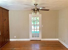 Well-Maintained Brick Home Conveniently Located to Bases in Norfolk, VA (Photo 3 of 5)