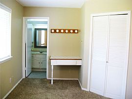 Nice 3 Bed 2 Baths Home Open Floor Plan with Very Large Family  in San Antonio, TX (Photo 3 of 6)