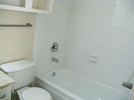 Nice 3 Bed 2 Baths Home Open Floor Plan with Very Large Family  in San Antonio, TX (Photo 4 of 6)