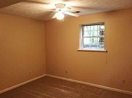 Move in Ready! Beautiful Split Foyer  in Lexington, KY (Photo 5 of 6)