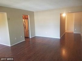 Renovated Top Level Condo! in Alexandria, VA (Photo 3 of 5)