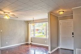  719 River View Dr, North Augusta, Sc 29841 3 Beds 1 Bath 1,300 in North Augusta, SC (Photo 2 of 4)