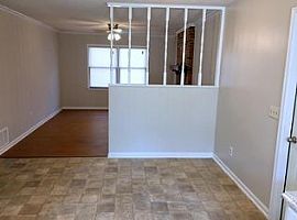  312 N Chateau Dr, Columbia, Sc 29223 3 Beds 2 Baths 1,284 Sqft in Columbia, SC (Photo 2 of 4)