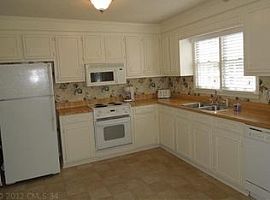  39 Castle Vale Ct, Irmo, Sc 29063 3 Beds 2 Baths 1,397 Sqft in Irmo, SC (Photo 3 of 4)