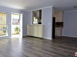 Gorgeously Renovated Unit in North Hollywood, CA (Photo 2 of 4)