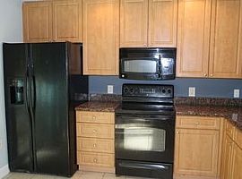 Touchton Rd Jacksonville, Fl 32246 3 Beds 2 Baths 1,369 Sqft in Jacksonville, FL (Photo 3 of 6)