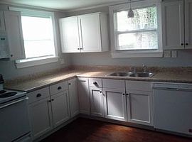 2306 W Mcleod St, Pensacola Rent 500 Deposit 500 Total 1000 in Pensacola, FL (Photo 4 of 5)