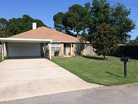 143 Palmetto Ave, Mary Es Rent 650 Deposit 650 Total 1300 in Mary Esther, FL