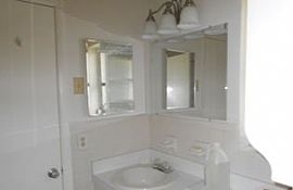 1098 Edgehill Ave, Spring Hill Rent 500 Deposit 500 Total 1000 in Spring Hill, FL (Photo 3 of 7)