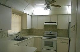 1098 Edgehill Ave, Spring Hill Rent 500 Deposit 500 Total 1000 in Spring Hill, FL (Photo 5 of 7)