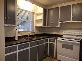 5011 N 39th St, Tampa, Fl Rent 750 Deposit 750 Total 1500 in Tampa, FL (Photo 3 of 8)