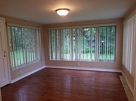 5011 N 39th St, Tampa, Fl Rent 750 Deposit 750 Total 1500 in Tampa, FL (Photo 7 of 8)