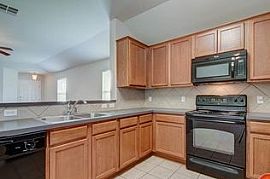 437 Blackman Trl, Hutto, Rent 650 Deposit 650 Total 1300 in Hutto, TX (Photo 3 of 8)