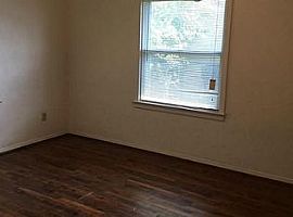 3723 Odin Ct, Houston, Tx Rent 550 Deposit 550 Total 1100 in Houston, TX (Photo 7 of 8)