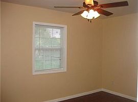 6222 Indigo St, Houston, Rent 650 Deposit 650 Total 1300 in Houston, TX (Photo 2 of 4)