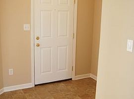  2133 Drummond Dr, Lexington, Ky 40511 3 Beds 2 Baths 1,293 Sqf in Lexington, KY (Photo 2 of 4)