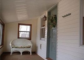 49 Washington Dr, Middlebury, Ct 06762 in Middlebury, CT (Photo 1 of 8)