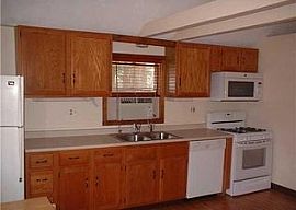 49 Washington Dr, Middlebury, Ct 06762 in Middlebury, CT (Photo 5 of 8)