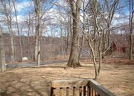 49 Washington Dr, Middlebury, Ct 06762 in Middlebury, CT (Photo 8 of 8)