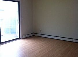 75 Hurlbut St Apt 10, Winsted, Ct 06098 in Winsted, CT (Photo 3 of 6)