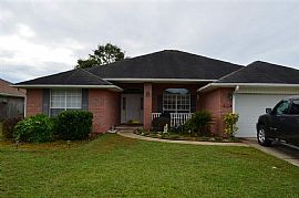  5173 Zachary Blvd, Pensacola, Fl 32526 in Pensacola, FL