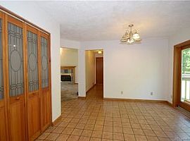 5 Briar Hill Rd, Norwich, Ct 06360 in Norwich, CT (Photo 6 of 12)