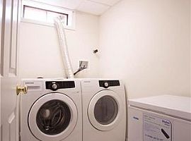 50 Valley View Dr, Farmington, Ct 06032 in Farmington, CT (Photo 10 of 11)