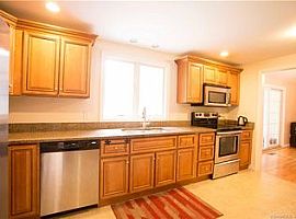 50 Valley View Dr, Farmington, Ct 06032 in Farmington, CT (Photo 2 of 11)