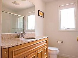 50 Valley View Dr, Farmington, Ct 06032 in Farmington, CT (Photo 6 of 11)