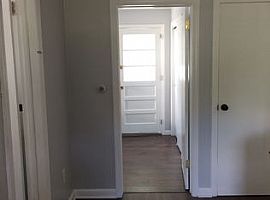 1645 Old Town Rd, Bridgeport, Ct 06606 in Bridgeport, CT (Photo 3 of 8)